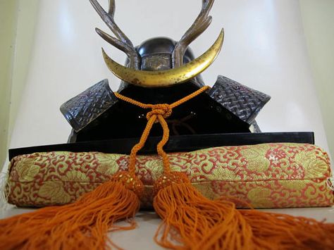 KABUTO STAND 380mm x 270mm Display rack for Japanese Samurai Helmet Armor