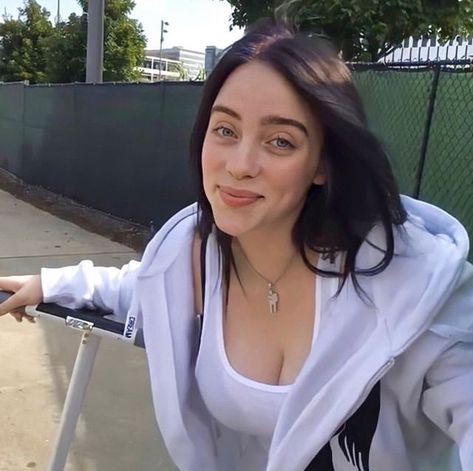 Billie Eilish Hot Photos Billie Eilish Hot Photos