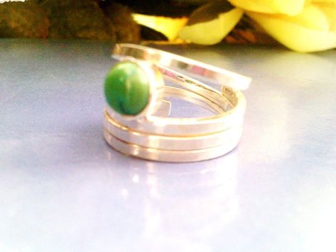 5 Tips To Nailing Her Ring Size Nature Inspired Engagement Ring Nature Inspired Wedding Ring Twig Wedding Band