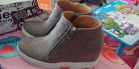 brash wedge sneakers