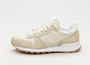 Nike Wmns Internationalist (Fossil Sail Sail White Nike Wmns Internationalist (Fossil Sail Sail White