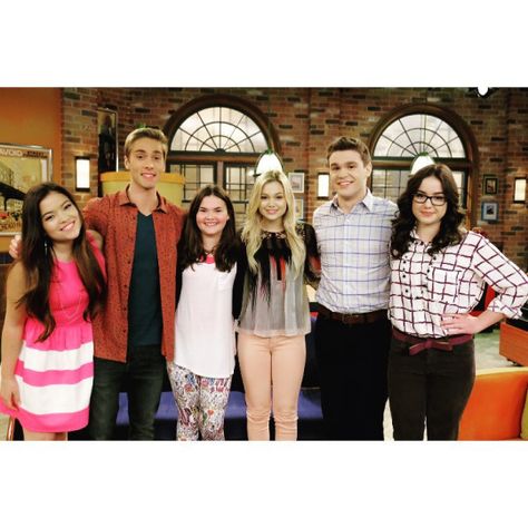 79 I Didn T Do It Cast Ideas It Cast Disney Channel Olivia Holt 79 I Didn T Do It Cast Ideas It Cast Disney Channel Olivia Holt