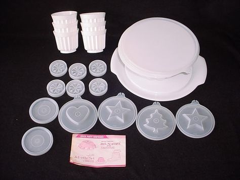 Vintage Tupperware Jel-N-Serve Complete Set Vintage Tupperware Jel-N-Serve Complete Set