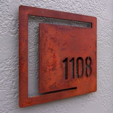 Custom Modern House Numbers Vertical Offset In Rusted Steel Modern House Number House Numbers Modern House