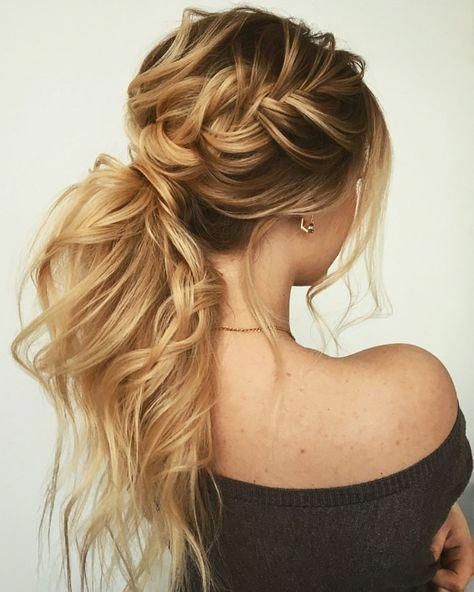 Use A Few Strands To Make A Really Pretty Twisted Look Hair Styles Braids For Short Hair Short Hair Styles
