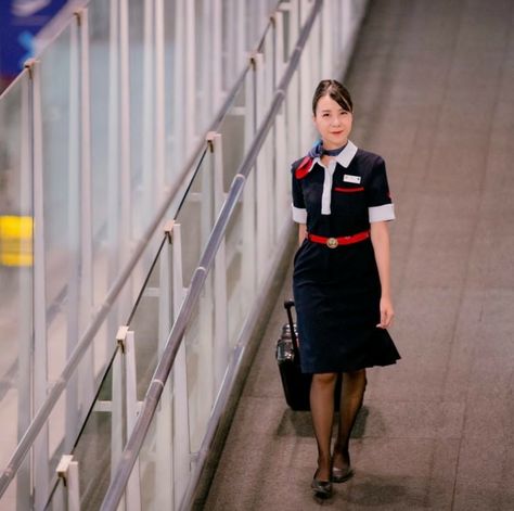ボード「JAL CA」に最高のアイデア 92 件 | jal 制服, 客室乗務員 ...