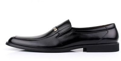 تفسير رؤية النعال أو الحذاء في المنام ابن سيرين Dress Shoes Men Dress Shoes Oxford Shoes