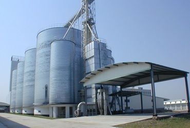 تقوم المؤسسة المتحدة للتوريدات والصناعات الهندسية بتصميم مصانع الأعلاف وتركيب صوامع الحبوب من 100 حتي 4000 طن مع توريد وتركيب Skyscraper Building Burj Khalifa