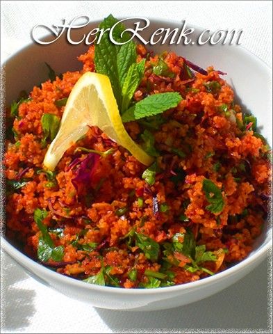 Kirmizi Lahanali Kisir Salatasi Mor Lahana Cayin Yanina Kolay Salata Tarifleri Kisir Tarifleri Kisir Nasil Yapilir Kisir Yapimi Kisir Malzeme Gida Yemek Lahana