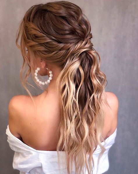 30 Vestidos De Dama De Honor Peinados Elegantes Y Elegantes Hairstyle En 2020 Peinados Elegantes Peinados Con Pelo Recogido Peinados Boda Pelo Largo