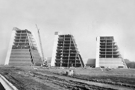 The Pyramids An Indianapolis Landmark On The Michigan Road