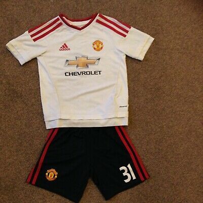 age 4-5 adidas shorts age 4-5 adidas shorts
