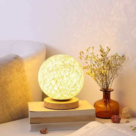 2pcs Minimalist Solid Wood Table Lamp Bedside Nightstand Lamp Linen Fabric Shade