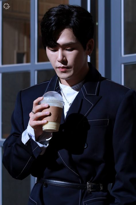181108 lee howon glorious entertainment naver post update 181108 lee howon glorious entertainment naver post update