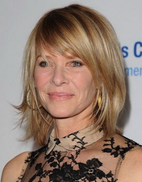 Hairstyles For 50 Year Old Women Aging Gracefully Medium Hair Styles For Women Medium Hair Styles Medium Length Hair Styles