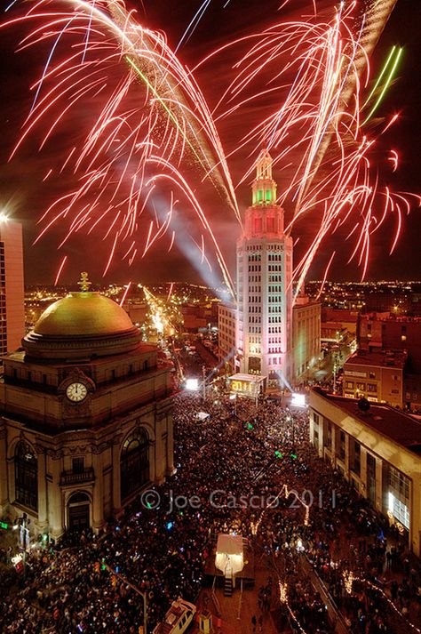 New Year S Eve In Numbers Facts For The Times Square Ball Drop Times Square Times Square Ball Drop Nyc Times Square