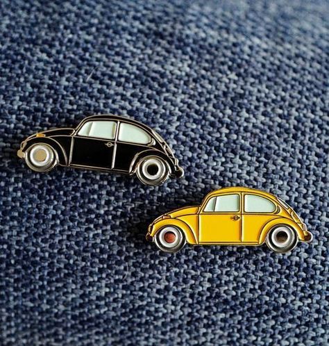Volkswagon Beetle Black Early model Metal Lapel Pin,..,Badge Volkswagon Beetle Black Early model Metal Lapel Pin,..,Badge