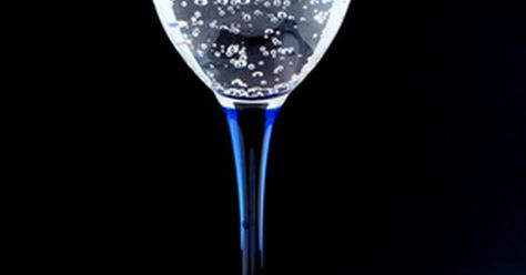 los beneficios de tomar agua con gas los beneficios de tomar agua con gas