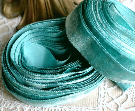 Mid Red 5 Meters of Shabby Chic Seam binding ribbon