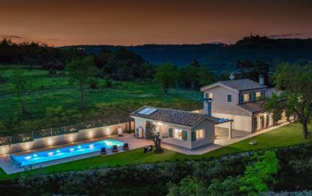 Luxury Pool Villa For Rent Istria Pizoni Luxury Croatia Net Luxury Pool House Near The Sea Villa