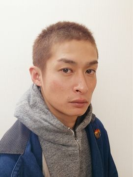 のアイデア 15 件 ボウズ ベース顔 メンズ ヘアスタイル のアイデア 15 件 ボウズ ベース顔 メンズ ヘアスタイル
