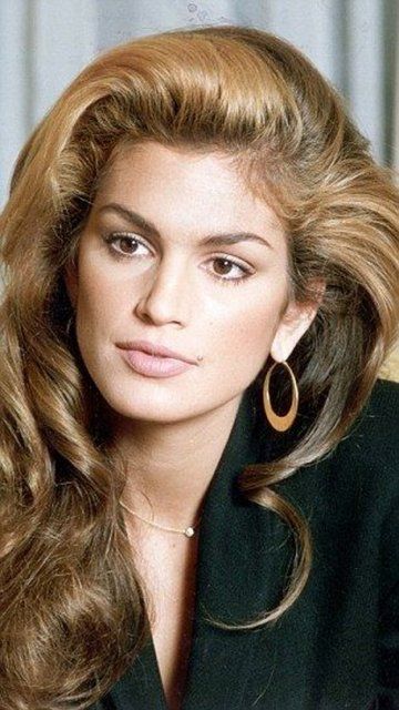 Cindy Crawford Wird Von Kurzem Stumpfen Gepumpt Cindy Crawford Wird Von Kurzem Stumpfen Gepumpt