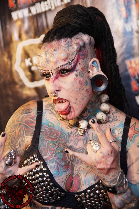 Reinkarnation tattoo piercing köln