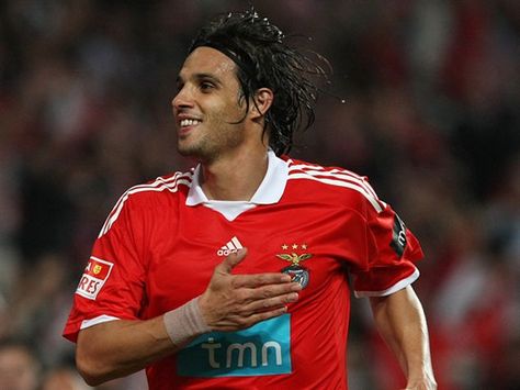 GRANDES NOMES NUNO "GOMES" Nuno Miguel Soares Pereira Ribeiro (Amarante