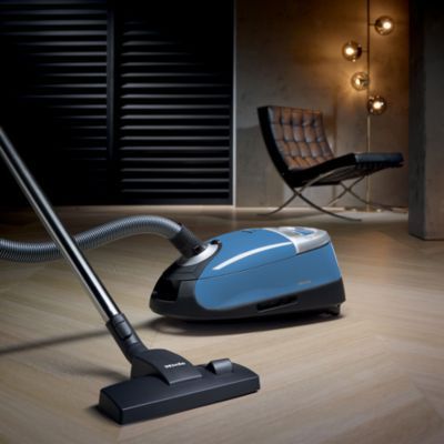 Miele Complete C2 Hard Floor Canister C2 Hard Floor Canister Vacuum Cleaner