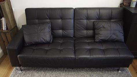 This Amazing Second Hand Couch Is Free And Available On