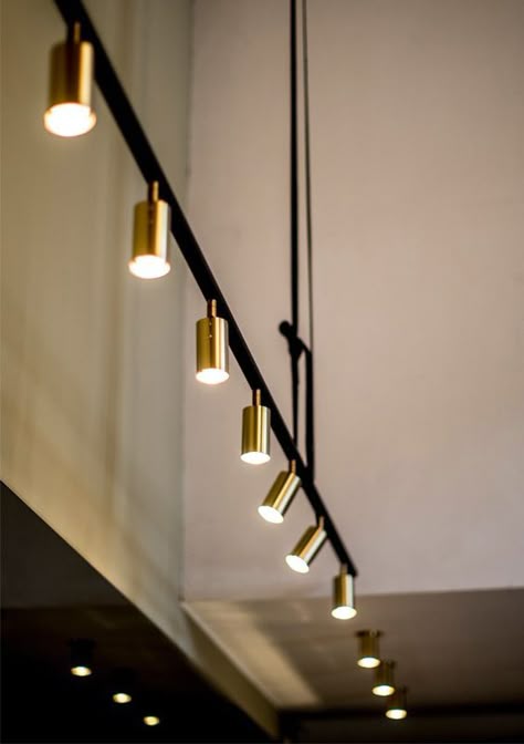 Deltalight Retail Lighting Hanging Tracks Google Søk Deltalight Retail Lighting Hanging Tracks Google Søk