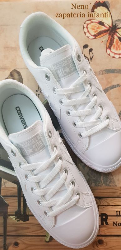 Converse piel blanca cordones | Converse, Converse blancos de piel, Converse  blancos