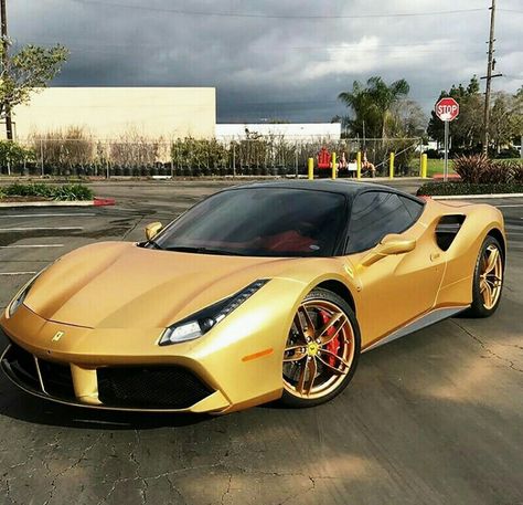 gold farriri ferrari pinterest coches ferrari coches and ferrari