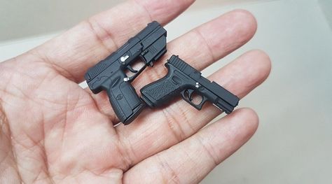 1//6 Scale Toy FRINGE Olivia Dunham Pistol w//Removable Ammo Clip