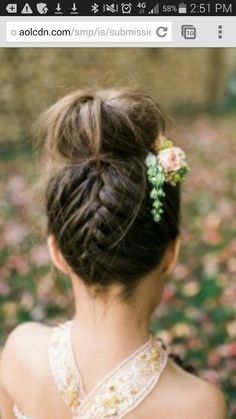 Schone Hochzeit Frisur Fur Blumenmadchen Blumenmadchen Frisur