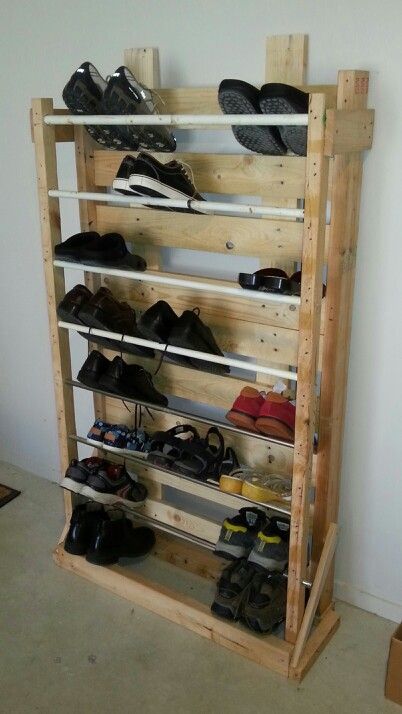 MY FREE SHOE RACK Old Wood Palletthe More Beat Up The Better For This Chick MY FREE SHOE RACK Old Wood Palletthe More Beat Up The Better For This Chick