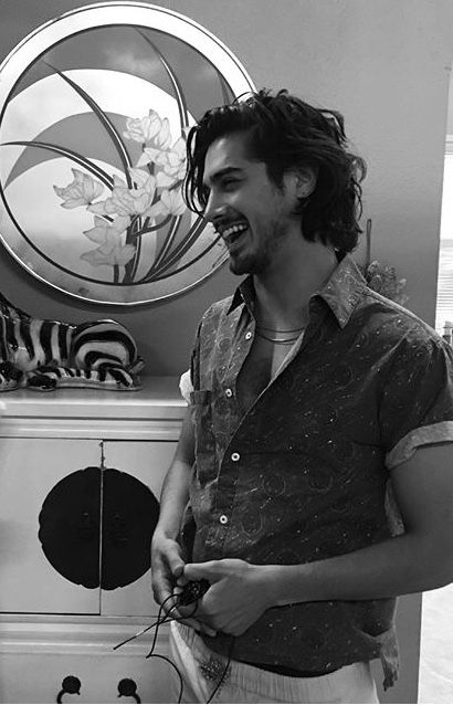 Pin By Cara Roman Author On Avan Long Hair Styles Men Long Hair Styles Mens Hairstyles