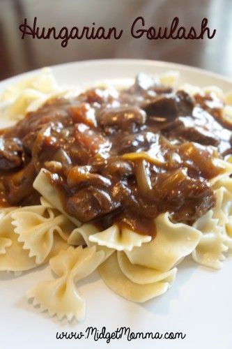 Goulash Recipes For Crock Pot Crock Pot Hungarian Goulash Toss All The Ingredients For This Amazing Goulash In The Crockpot And In A Few Hour Crockpot Recipes Easy Recipes Crockpot Recipes
