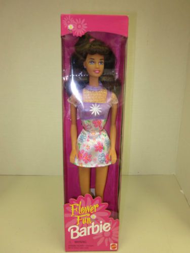 **NIB BARBIE DOLL 1996 FLOWER FUN TERESA BRUNETTE 16065