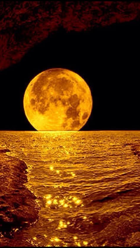 Waiting foir the Moon .. Golden Moon above the Andes in Chile :) Warm glow and t