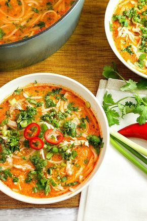 Leaf Wrapped Salad Bites Recette Cuisine Diverse Cuisine Thai Cuisine Thailandaise