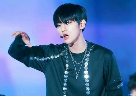 pin by bassant hassan on beak byun baekhyun baekhyun korean singer pin by bassant hassan on beak byun baekhyun baekhyun korean singer