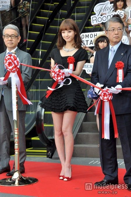 画像3 17 佐々木希 ミニドレスで美脚をあらわに 東急プラザ 表参道原宿 オープニングセレモニーに登場 モデルプレス 21 原宿 モデル セレブ 画像3 17 佐々木希 ミニドレスで美脚をあらわに 東急プラザ 表参道原宿 オープニングセレモニーに登場 モデルプレス 21 原宿 モデル セレブ