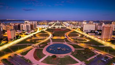 ما هي عاصمة البرازيل المدينة ذات التخطيط الجميل برازيليا عاصمة البرازيل الرسمية أنشئت في 21 ابريل 1960 على يد الر City Wallpaper Brazil Travel Brasilia