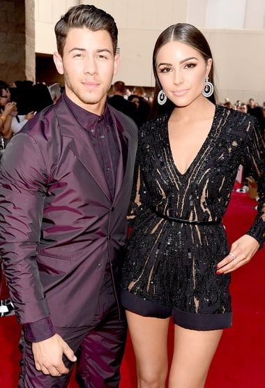 nick jonas confirmă dating olivia