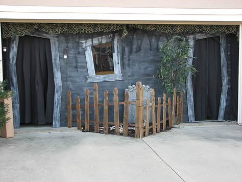 Garage halloween haunted house ideas Garage halloween haunted house ideas