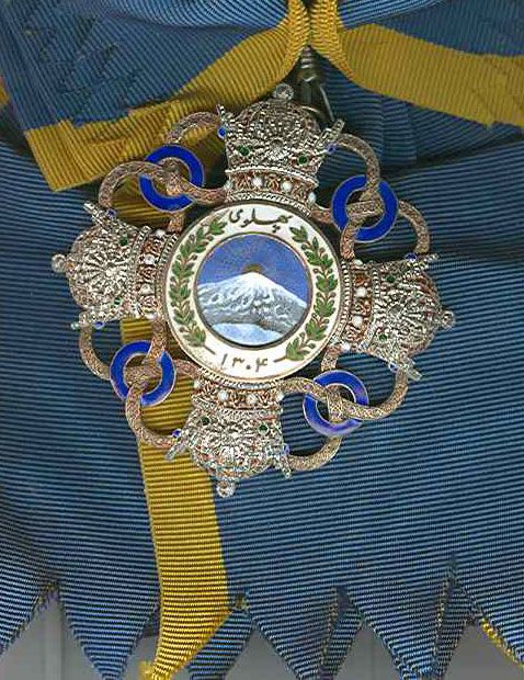 Герб шахской династии Пехлеви. Герб шахской династии Пехлеви.