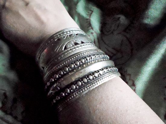 Vintage Kuchi Tribal Two-Finger SPIKE Ring Punk Goth Belly Dance Uber Kuchi® Vintage Kuchi Tribal Two-Finger SPIKE Ring Punk Goth Belly Dance Uber Kuchi®