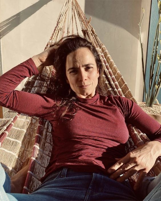 Alice Braga