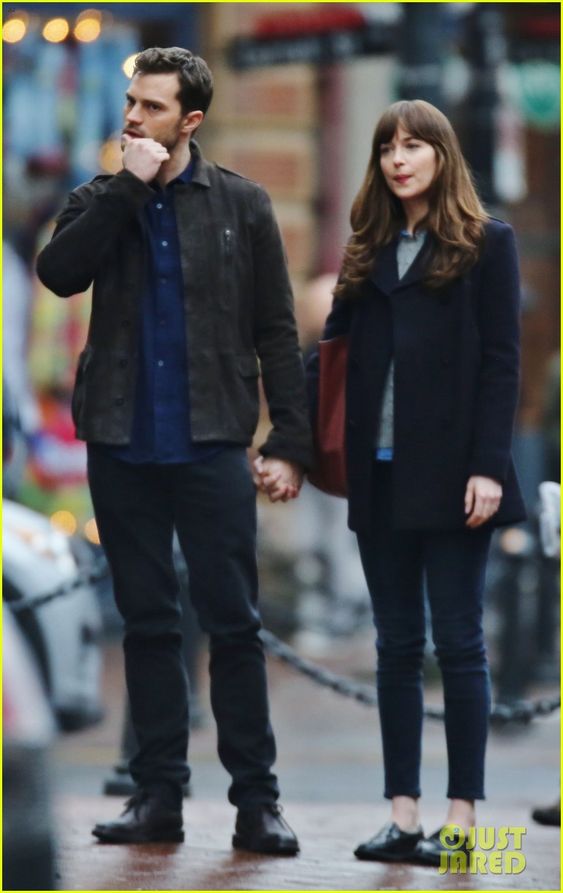 Dakota Johnson & Jamie Dornan Hold Hands on \'Fifty Shades Darker\' Set!